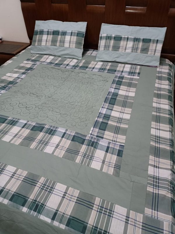 Patchwork Cotton Bedsheet Set – 3 Pc with Frill (King Size) - Image 4